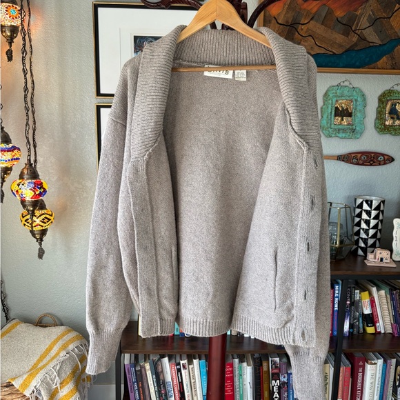 Orvis Men's Oatmeal Wool Blend Shawl Collar Cardigan with Leather Buttons, Large - Picture 5 of 5